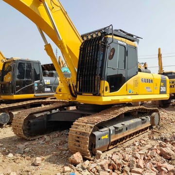 2010 Komatsu PC360 crawler excavator, front three-quarter view 2010 Komatsu PC360 crawler excavator, front three-quarter view