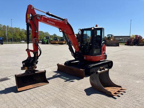 2020 Kubota U55-4 mini excavator, side profile view 2020 Kubota U55-4 mini excavator, side profile view