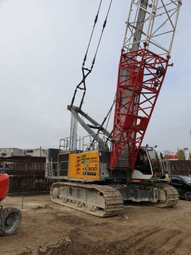2016 Liebherr HS 8130 HD dragline, side view 2016 Liebherr HS 8130 HD dragline, side view