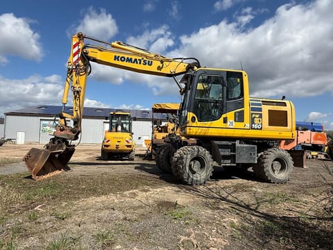 2017 Komatsu PW160-10 wheel excavator, side profile view 2017 Komatsu PW160-10 wheel excavator, side profile view