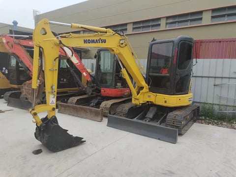 2018 Komatsu PC40 mini excavator, side profile view 2018 Komatsu PC40 mini excavator, side profile view
