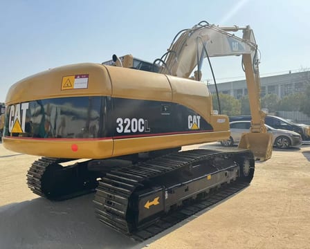 2019 Caterpillar 320CL crawler excavator rear three-quarter view 2019 Caterpillar 320CL crawler excavator rear three-quarter view