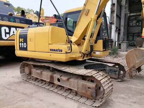 2023 Komatsu PC110-7 excavator, side view 2023 Komatsu PC110-7 excavator, side view