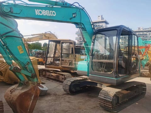 2018 Kobelco SK75 mini excavator, side view 2018 Kobelco SK75 mini excavator, side view