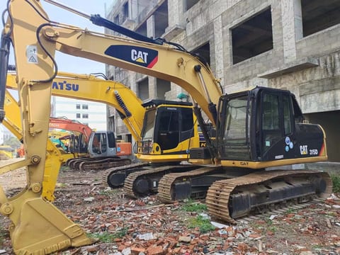 2018 Caterpillar 315D crawler excavator, side view 2018 Caterpillar 315D crawler excavator, side view