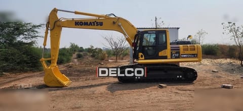 2026 Komatsu PC210LC-10M0 crawler excavator, side profile view 2026 Komatsu PC210LC-10M0 crawler excavator, side profile view