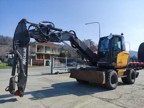 2019 Mecalac 15 MWR wheel excavator, side profile view 2019 Mecalac 15 MWR wheel excavator, side profile view