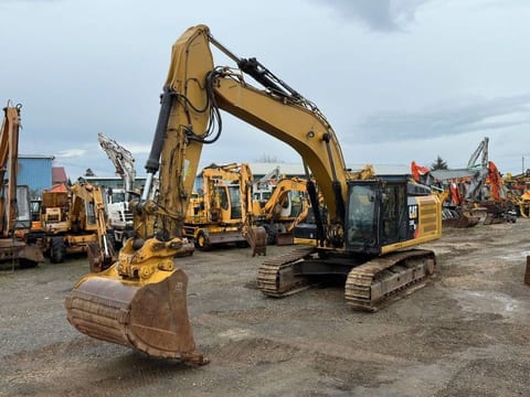2013 Caterpillar 336EL crawler excavator, front three-quarter view 2013 Caterpillar 336EL crawler excavator, front three-quarter view