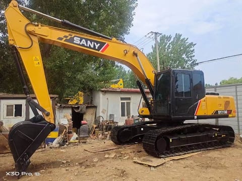 2023 Sany SY215C crawler excavator, side view 2023 Sany SY215C crawler excavator, side view