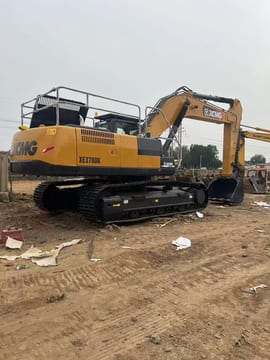2022 XCMG XE370DK crawler excavator, rear three-quarter view 2022 XCMG XE370DK crawler excavator, rear three-quarter view