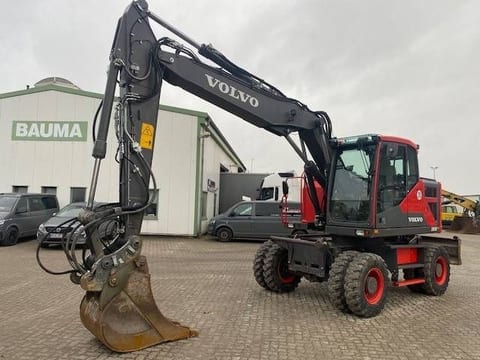 2018 Volvo EWR170E wheel excavator, side profile view 2018 Volvo EWR170E wheel excavator, side profile view