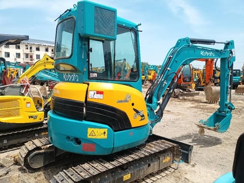 2024 Kubota U-30 mini excavator, rear three-quarter view 2024 Kubota U-30 mini excavator, rear three-quarter view