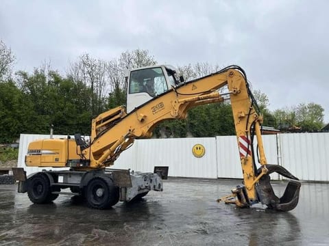 2001 Liebherr A316 LITRONIC material handler, side view 2001 Liebherr A316 LITRONIC material handler, side view