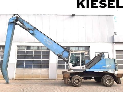 2011 Fuchs MHL350D material handler, side view 2011 Fuchs MHL350D material handler, side view
