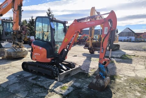 2021 Kubota U27-4 mini excavator, side view 2021 Kubota U27-4 mini excavator, side view