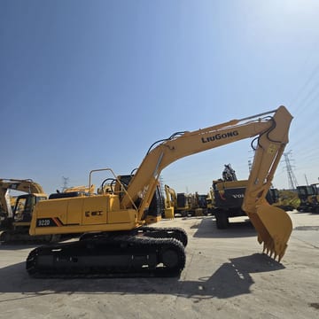 2020 LiuGong 922D excavator side view 2020 LiuGong 922D excavator side view