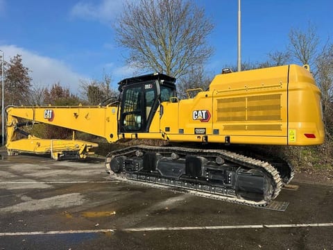 2023 Caterpillar 352 UHD 07B crawler excavator, side view 2023 Caterpillar 352 UHD 07B crawler excavator, side view