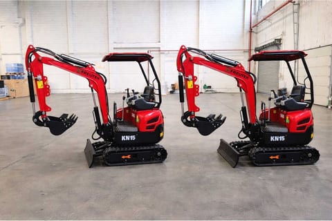 2025 Freutek KN15 mini excavator side view 2025 Freutek KN15 mini excavator side view