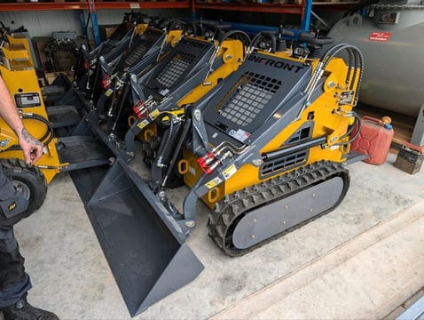 2024 Rexus YF380A crawler excavator, front three-quarter view 2024 Rexus YF380A crawler excavator, front three-quarter view