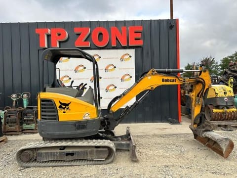 2017 Bobcat E26 mini excavator, side view 2017 Bobcat E26 mini excavator, side view