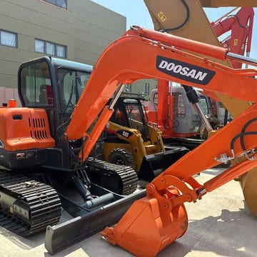 2022 Doosan DX55 crawler excavator, side view 2022 Doosan DX55 crawler excavator, side view