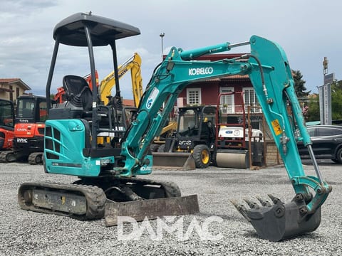 2021 Kobelco SK17SR-3E mini excavator, side view 2021 Kobelco SK17SR-3E mini excavator, side view