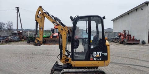2016 Caterpillar 301.7D crawler excavator, side view 2016 Caterpillar 301.7D crawler excavator, side view