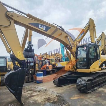 Гусеничный экскаватор 2018 Caterpillar 320CL, вид сбоку
