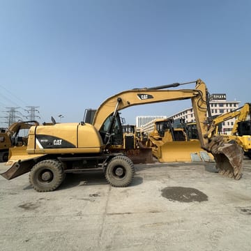 2018 Caterpillar M315D2 wheel excavator, side profile view 2018 Caterpillar M315D2 wheel excavator, side profile view