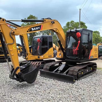 2020 Sany SY75C mini excavator, front three-quarter view 2020 Sany SY75C mini excavator, front three-quarter view