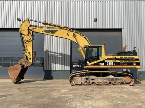 2003 Caterpillar 345BL crawler excavator, side view 2003 Caterpillar 345BL crawler excavator, side view