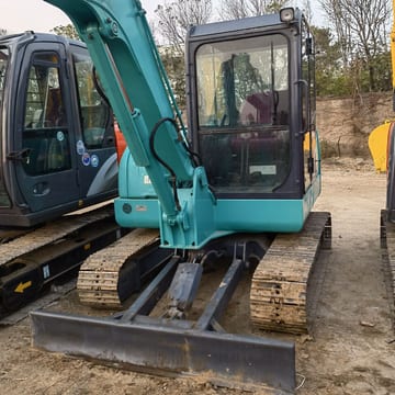 2024 Kobelco SK60-8 mini excavator front view 2024 Kobelco SK60-8 mini excavator front view