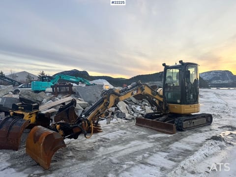 2018 Caterpillar 303.5ECR mini excavator, side view 2018 Caterpillar 303.5ECR mini excavator, side view