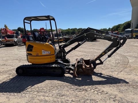 2021 Kato HD33V5 mini excavator, side view 2021 Kato HD33V5 mini excavator, side view