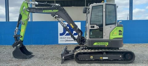 2025 Zoomlion ZE55GU mini excavator side view 2025 Zoomlion ZE55GU mini excavator side view