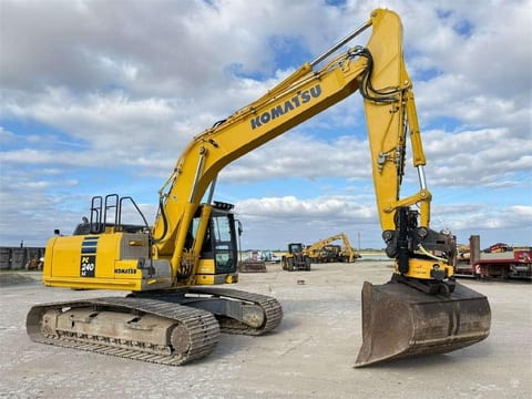 2012 Komatsu PC240LC-10 crawler excavator, side view 2012 Komatsu PC240LC-10 crawler excavator, side view