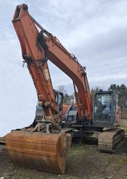 2006 Hitachi ZX225USLC-3 Pelle sur chenilles 2006 Hitachi ZX225USLC-3 Pelle sur chenilles