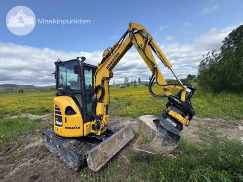 2022 Komatsu PC26 MR mini excavator, side view 2022 Komatsu PC26 MR mini excavator, side view