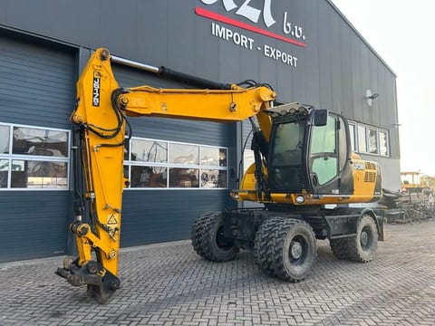 2014 JCB JS175W wheel excavator side view 2014 JCB JS175W wheel excavator side view