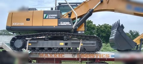 2026 XCMG XE210I crawler excavator side view 2026 XCMG XE210I crawler excavator side view