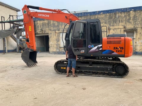 2023 Hitachi Zaxis 120 crawler excavator, side profile view 2023 Hitachi Zaxis 120 crawler excavator, side profile view