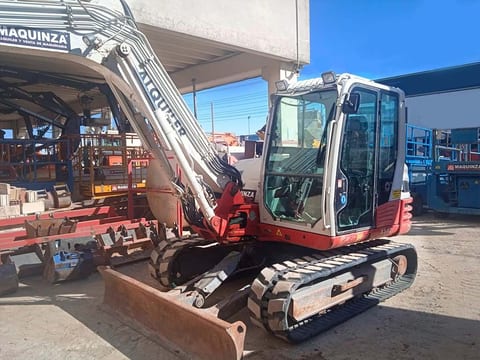 2017 Takeuchi TB290 mini excavator, front three-quarter view 2017 Takeuchi TB290 mini excavator, front three-quarter view