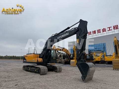 2025 Hyundai 220LC-9S crawler excavator, side profile view 2025 Hyundai 220LC-9S crawler excavator, side profile view