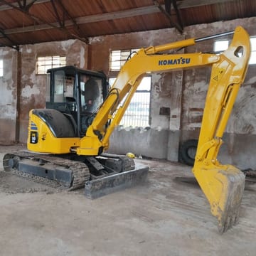 Komatsu PC50MR mini excavator, side view Komatsu PC50MR mini excavator, side view