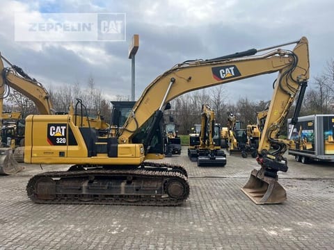 2018 Caterpillar 320 crawler excavator, side view 2018 Caterpillar 320 crawler excavator, side view