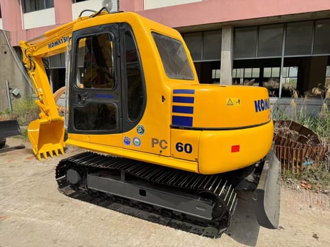2018 Komatsu PC60-7 mini excavator, rear three-quarter view 2018 Komatsu PC60-7 mini excavator, rear three-quarter view