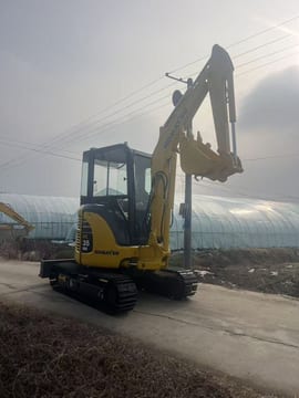 2024 Komatsu PC35MR mini excavator, side profile view 2024 Komatsu PC35MR mini excavator, side profile view