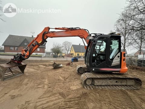 2018 Hitachi ZX85US-5A mini excavator, side profile view 2018 Hitachi ZX85US-5A mini excavator, side profile view