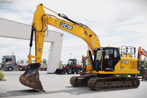 2022 JCB 220X LC crawler excavator, side profile view 2022 JCB 220X LC crawler excavator, side profile view
