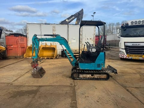2017 Hitachi ZX17U mini excavator, side view 2017 Hitachi ZX17U mini excavator, side view